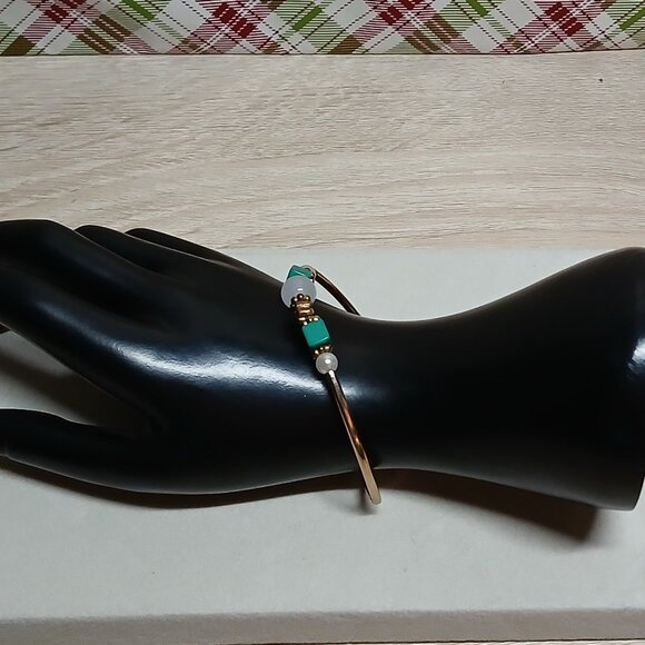 Hand Crafted Stretchy Resin Beaded Bracelet Fashion Jewelry #40 - Picture 4 of 9